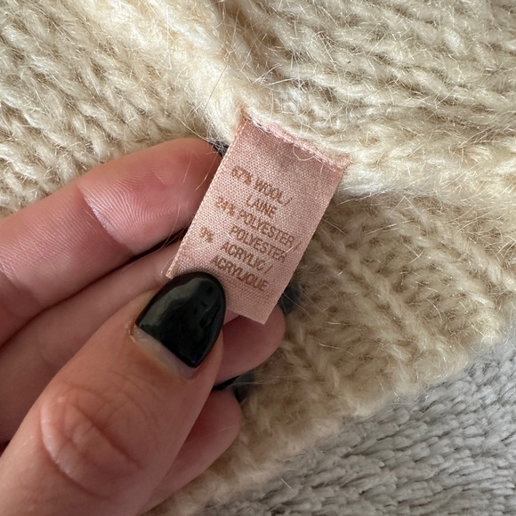 Embroidered wool cropped cardigan - Picture 4 of 7